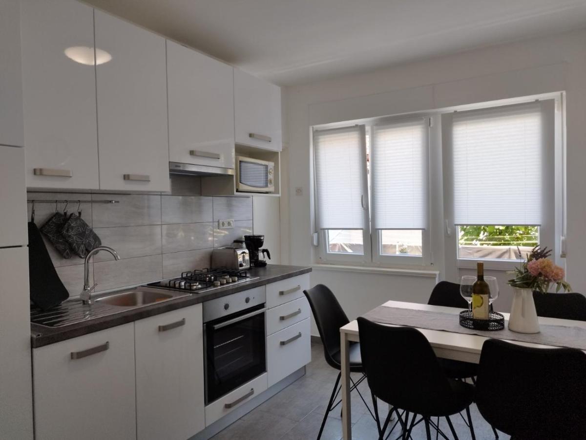 Antemma Apartment Póla Kültér fotó