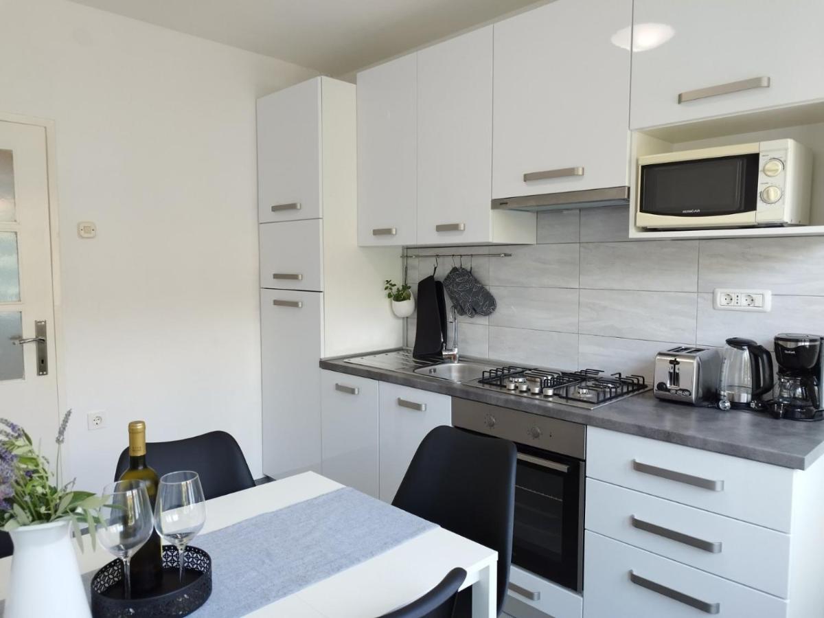 Antemma Apartment Póla Kültér fotó